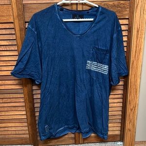 Mens Buffalo Blue Distressed XL T-shirt